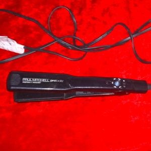 Paul Mitchell hair straightener